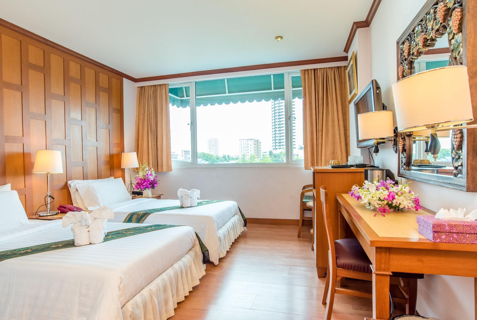 New Siam Riverside - Near Siriraj Hospital Banguecoque Exterior foto